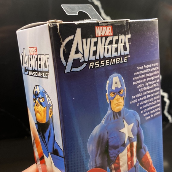 Captain America Marvel Avengers toy Titan Hero Series Hasbro NWT - Picture 8 of 8